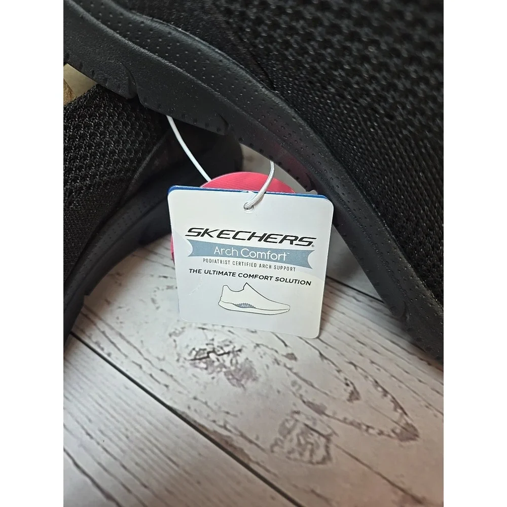 Skechers go walk